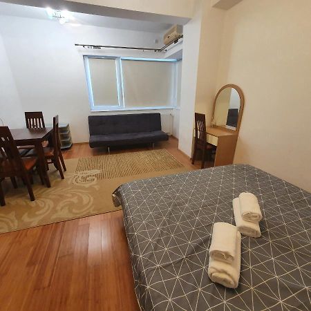 Apartament O Camera Mamaia Apartman Kültér fotó