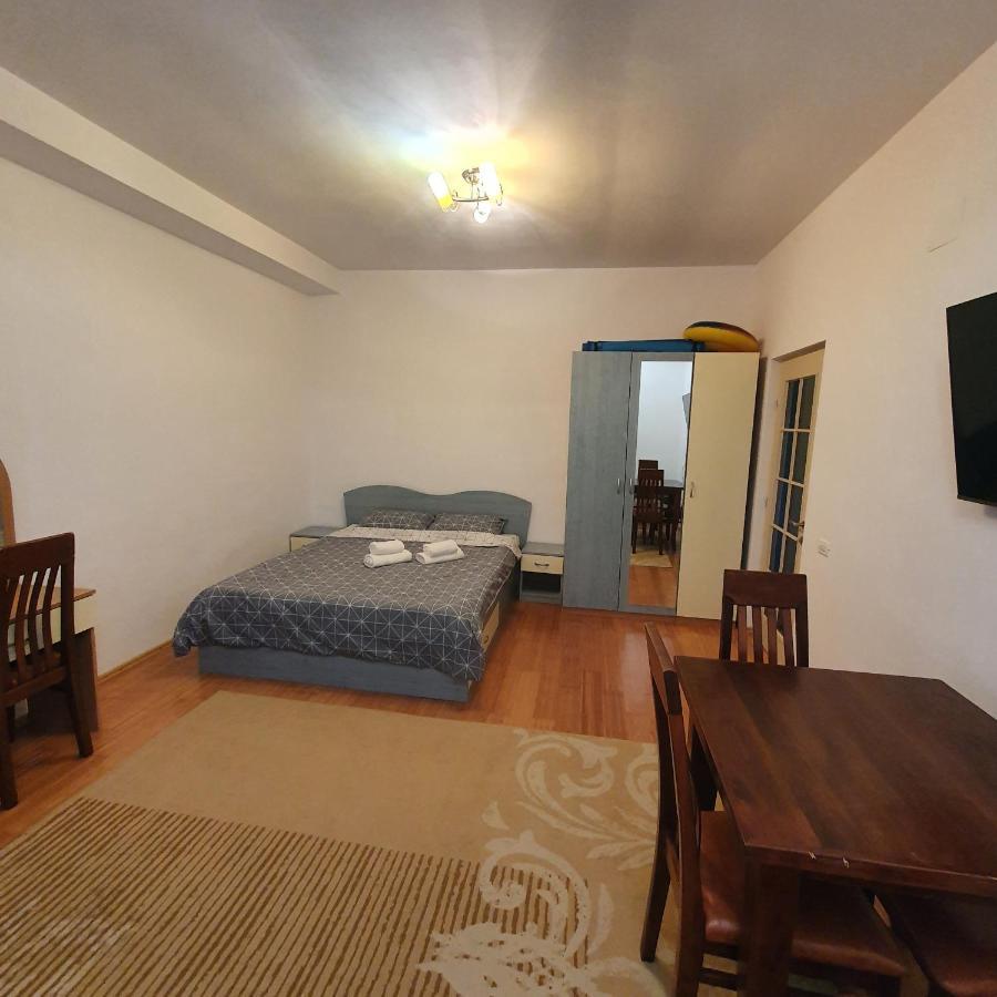 Apartament O Camera Mamaia Apartman Kültér fotó